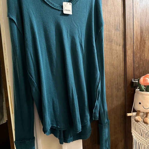 NWT we the free Large long sleeve - Picture 2 of 5